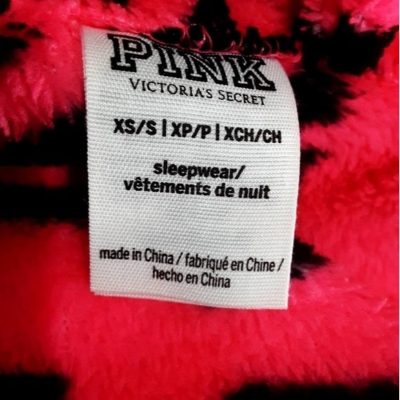 PINK Victoria’s Secret Pink Plush Spa Robe XS/S Soft Cozy Cuddly Fleece Monogram - Picture 5 of 5